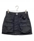 TOGA PULLAトーガ プルラ）の古着「Nylon twill mini skirt」｜ブラック
