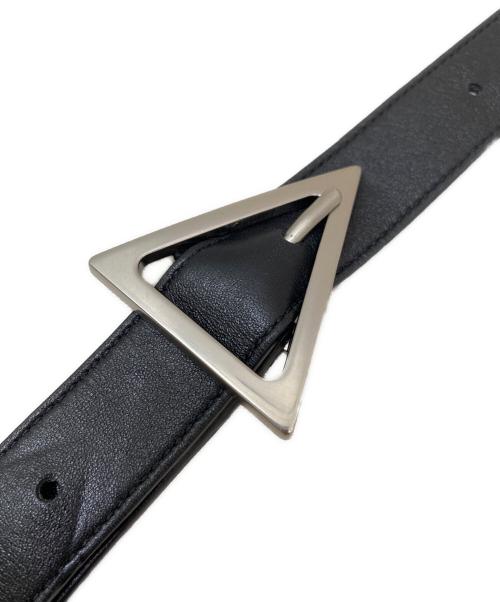 BOTTEGA VENETA（ボッテガベネタ）BOTTEGA VENETA (ボッテガベネタ) パデッド カセット ショルダーバッグ ブラックの古着・服飾アイテム