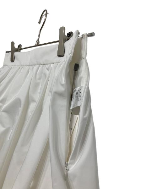 Snidel（スナイデル）Snidel (スナイデル) バルーンフレアスカショーパン ホワイト サイズ:1の古着・服飾アイテム