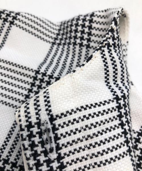FORFORMO（フォルフォルモ）FORFORMO (フォルフォルモ) Gather Flare Sleeveless Tops ホワイト サイズ:Freeの古着・服飾アイテム