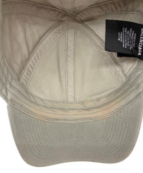 BALENCIAGA（バレンシアガ）BALENCIAGA (バレンシアガ) ロゴベースボールキャップ グレーの古着・服飾アイテム