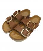 BIRKENSTOCKビルケンシュトック）の古着「アリゾナ ビッグバックル サンダル」｜ブラウン