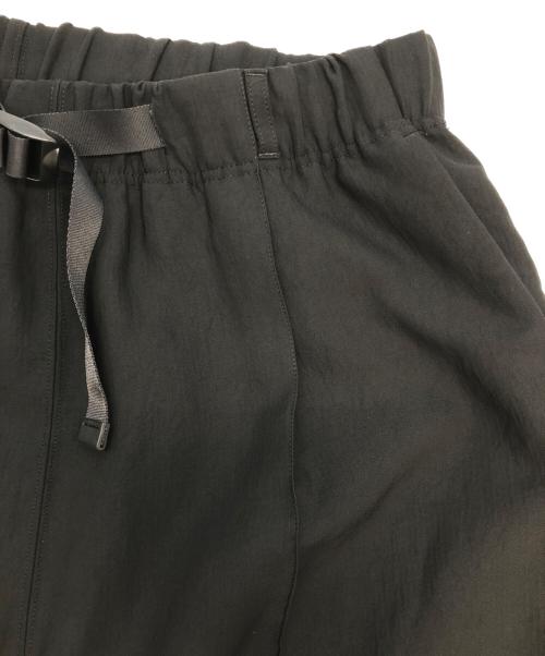 D.O UNITED ARROWS BY DAISUKE OBANA（ディーオーユナイテッドアローズバイダイスケオバナ）D.O UNITED ARROWS BY DAISUKE OBANA (ディーオーユナイテッドアローズバイダイスケオバナ) I BELT CR 1P PANTS ブラック サイズ:SIZE Mの古着・服飾アイテム