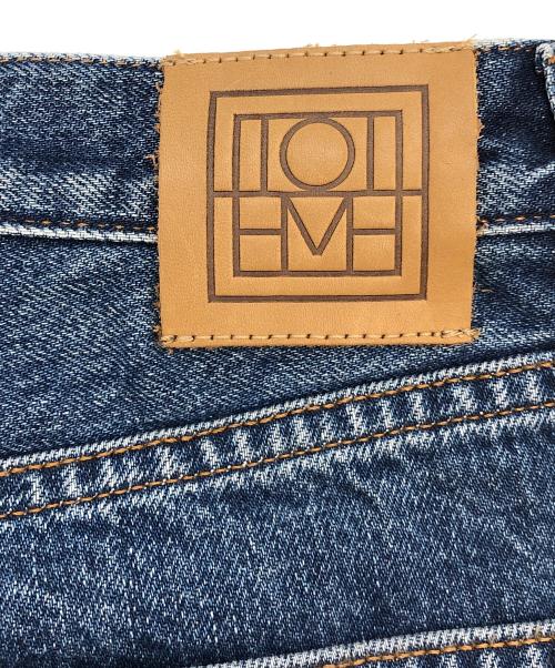 toteme（トーテム）toteme (トーテム) CLASSIC CUT DENIM ブルー サイズ:SIZE W27×L30の古着・服飾アイテム