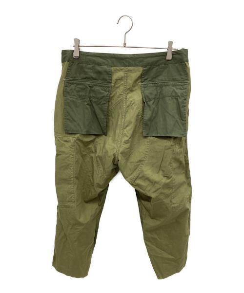 uniform experiment（ユニフォームエクスペリメント）uniform experiment (ユニフォームエクスペリメント) HEM CUT OFF CROPPED CARGO PANTS オリーブ サイズ:2の古着・服飾アイテム