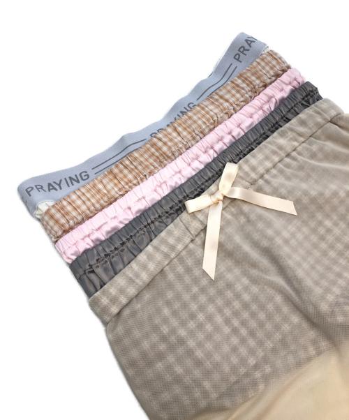 PRAYING（プレイング）Praying (プレイング) Boxer Sheer Skirt ベージュ サイズ:SIZE Sの古着・服飾アイテム