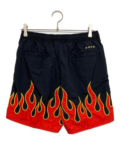 F.C.R.B.（エフシーレアルブリストル）F.C.R.B. (エフシーレアルブリストル) FIRE FLAME SHORTS ブラック×レッド サイズ:Sの古着・服飾アイテム