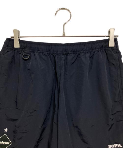 F.C.R.B.（エフシーレアルブリストル）F.C.R.B. (エフシーレアルブリストル) FIRE FLAME SHORTS ブラック×レッド サイズ:Sの古着・服飾アイテム