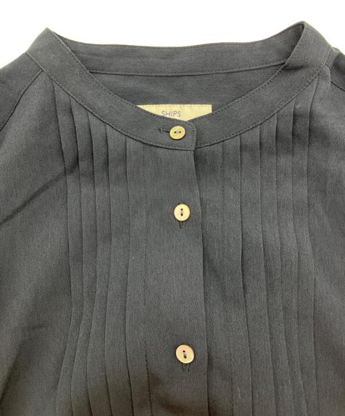 SHIPS（シップス）SHIPS (シップス) バンドカラー サイド プリーツ ワンピース　26SS ネイビー サイズ:Mの古着・服飾アイテム