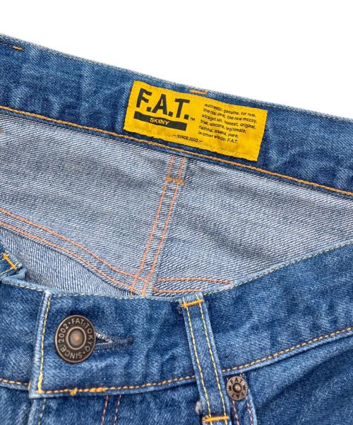 FAT（エフエーティー）FAT (エフエーティー) デニムパンツ ブルー サイズ:SKINNYの古着・服飾アイテム