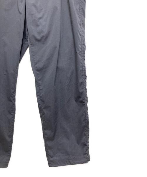 NANGA（ナンガ）NANGA (ナンガ) HINOC RIPSTOP CASUAL PANTS グレー サイズ:Ｌの古着・服飾アイテム