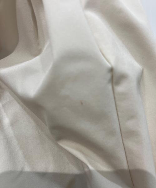 Lily Brown（リリーブラウン）Lily Brown (リリーブラウン) クロスデザインドッキングワンピース　25SS　LWCO254028 アイボリー サイズ:ONE 未使用品の古着・服飾アイテム