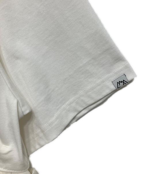 CMF OUTDOOR GARMENT（コンフィーアウトドアガーメント）CMF OUTDOOR GARMENT (コンフィーアウトドアガーメント) Tシャツ ホワイト サイズ:Mの古着・服飾アイテム