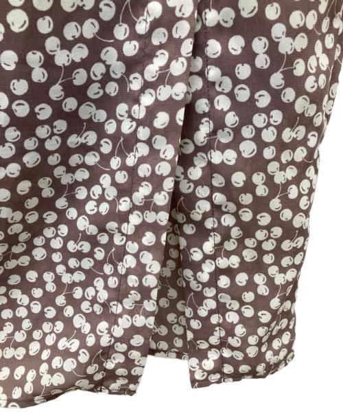 HER LIP TO（ハーリップトゥ）HER LIP TO (ハーリップトゥ) Cherry Pattern Cache-Coeur One-Piece ブラウン サイズ:Sの古着・服飾アイテム