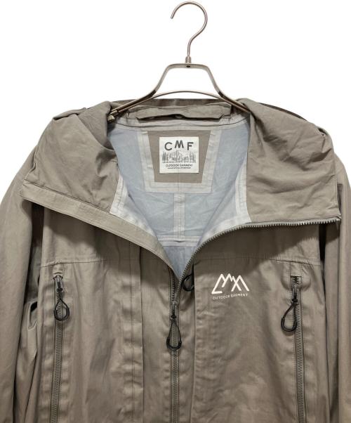 CMF OUTDOOR GARMENT（コンフィーアウトドアガーメント）CMF OUTDOOR GARMENT (コンフィーアウトドアガーメント) COEXIST SHELL グレー サイズ:XLの古着・服飾アイテム