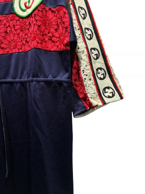 GUCCI（グッチ）GUCCI (グッチ) GGワッペンストライプワンピース/573974 XJBK7 ネイビー×レッド サイズ:Mの古着・服飾アイテム