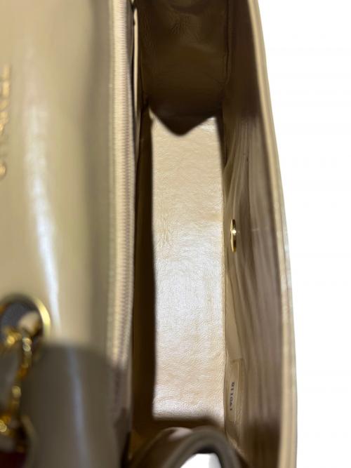 CHANEL（シャネル）CHANEL (シャネル) ウェーブステッチ/チェーンショルダーバッグ ベージュ サイズ:22.5の古着・服飾アイテム