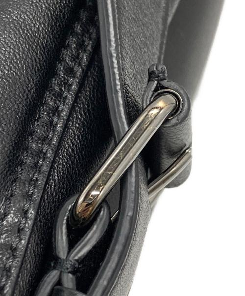 VALENTINO GARAVANI（ヴァレンティノ・ガラヴァーニ）VALENTINO GARAVANI (ヴァレンティノ・ガラヴァーニ) Vlogo Signature Shoulder Bag/Vロゴ シグネチャー ショルダーバッグ ブラックの古着・服飾アイテム
