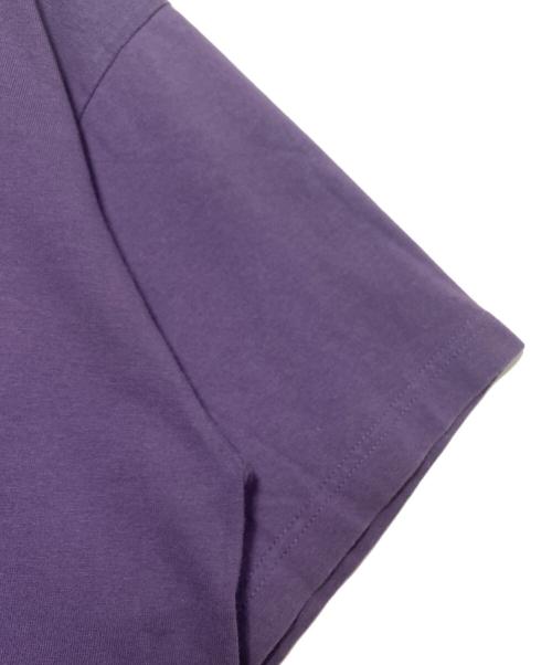 stussy（ステューシー）stussy (ステューシー) ボトルプリントTシャツ パープル サイズ:Lの古着・服飾アイテム