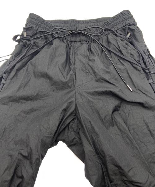 SLY（スライ）SLY (スライ) LACE UP ATHLEISURE FLARE PT ブラック サイズ:2の古着・服飾アイテム