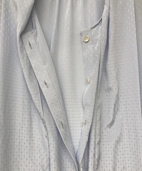 23区（ニジュウサンク）23区 (ニジュウサンク) ボウタイドット柄ブラウス ブルー サイズ:38の古着・服飾アイテム