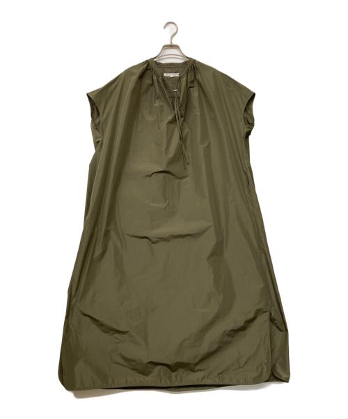 23区（ニジュウサンク）23区 (ニジュウサンク) ブライトメモリー ワンピース グリーン サイズ:sizeⅯの古着・服飾アイテム
