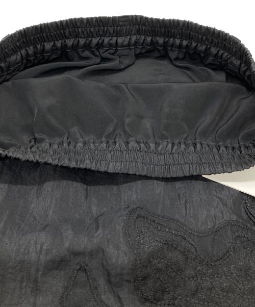 MURRAL（ミューラル）MURRAL (ミューラル) エンブロイダード スカート/Flutter patchwork embroidered skirt ブラック サイズ:2の古着・服飾アイテム