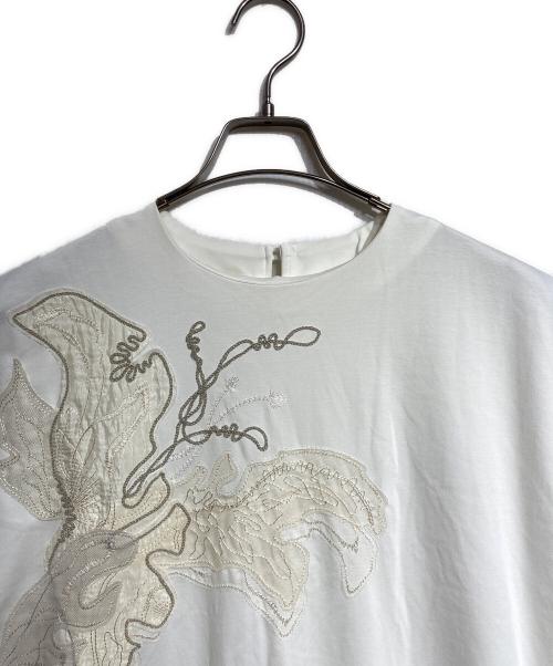 MURRAL（ミューラル）MURRAL (ミューラル) Flutter patchwork embroidered dress/フラッターパッチワーク刺繍ドレス ホワイト サイズ:2の古着・服飾アイテム