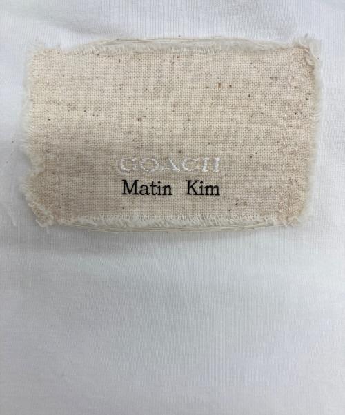 COACH（コーチ）COACH (コーチ) Matin Kim (マーティン・キム) ワックスド クロップド Tシャツ ホワイト サイズ:Sの古着・服飾アイテム