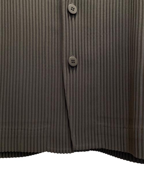 HOMME PLISSE ISSEY MIYAKE（オム プリッセ イッセイ ミヤケ）HOMME PLISSE ISSEY MIYAKE (オム プリッセ イッセイ ミヤケ) テーラード プリーツジャケット オリーブ サイズ:1の古着・服飾アイテム
