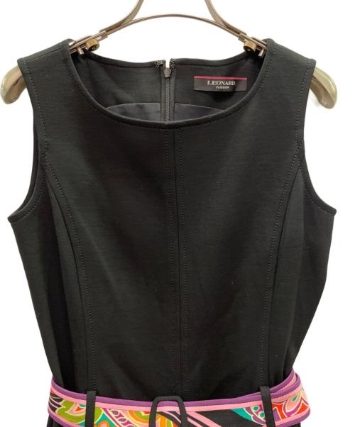 LEONARD FASHION（レオナールファッション）LEONARD FASHION (レオナールファッション) Belted Sleeveless Dress ベルテッド ノースリーブワンピース ブラック サイズ:1の古着・服飾アイテム