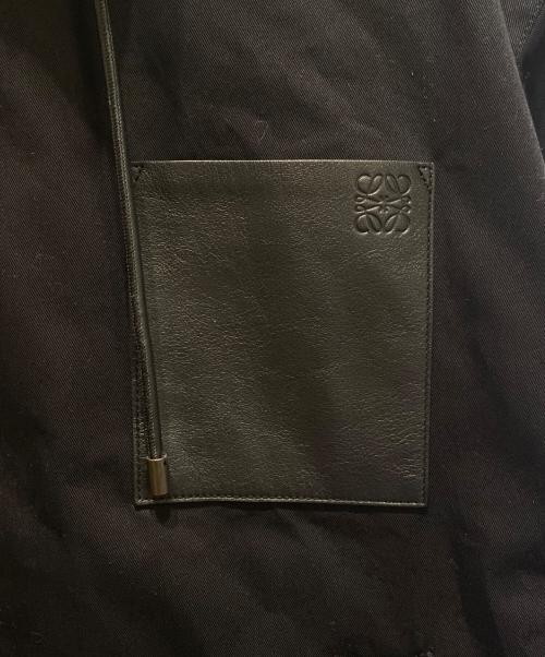 LOEWE（ロエベ）LOEWE (ロエベ) アナグラムロゴレザーパッチ コットン フーデッドジャケット ブラック サイズ:50の古着・服飾アイテム