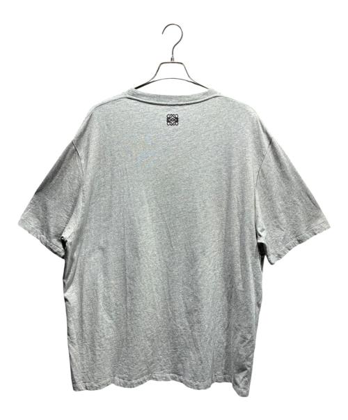 LOEWE（ロエベ）LOEWE (ロエベ) アナグラム刺繍 コットンTシャツ グレー サイズ:XLの古着・服飾アイテム