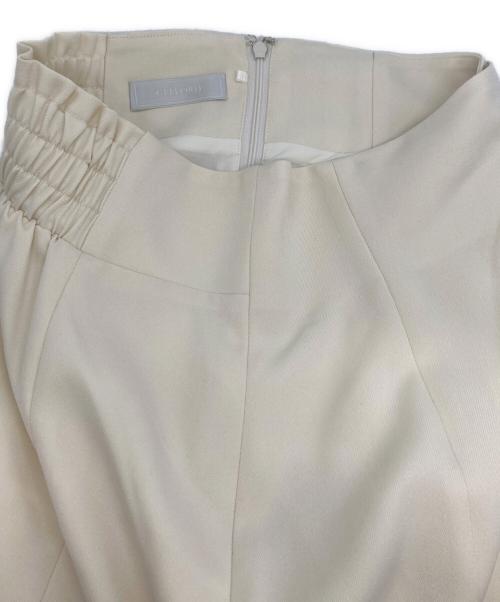 CELFORD（セルフォード）CELFORD (セルフォード) タックマーメイドスカート アイボリー サイズ:SIZE 36の古着・服飾アイテム