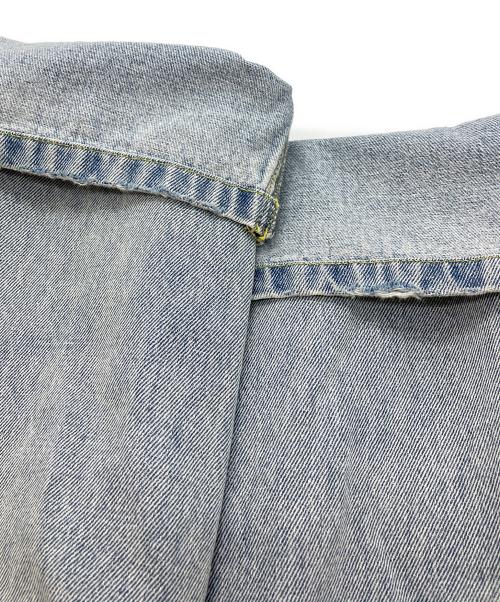 YENN（イエン）YENN (イエン) SIDE PLEATED DENIM PANTS ブルー サイズ:SIZE 38の古着・服飾アイテム