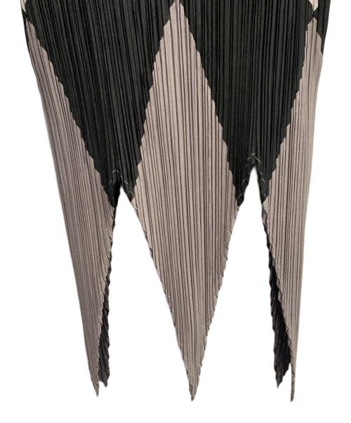 PLEATS PLEASE（プリーツプリーズ）PLEATS PLEASE (プリーツプリーズ) ハイネックプリーツブラウス ブラック×グレー サイズ:3の古着・服飾アイテム