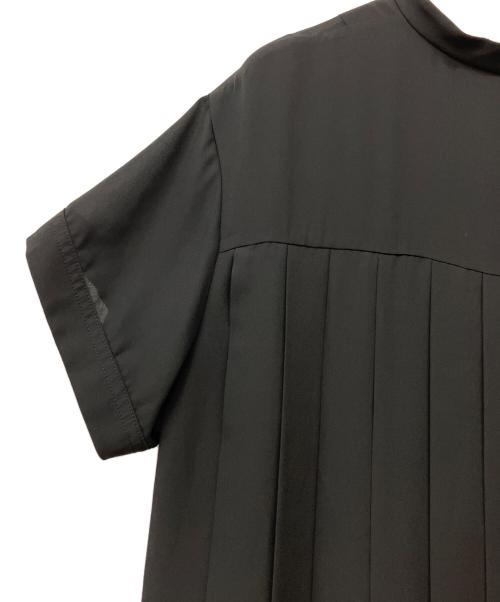 JOURNAL STANDARD（ジャーナルスタンダード）JOURNAL STANDARD (ジャーナルスタンダード) バックプリーツフレンチスリーブワンピース ブラック サイズ:Fの古着・服飾アイテム