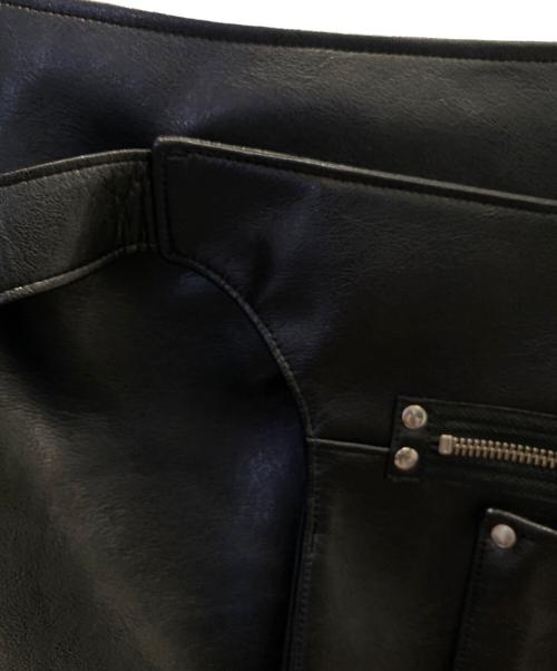 JUNYA WATANABE COMME des GARCONS（(ジュンヤワタナベ コムデギャルソン）JUNYA WATANABE COMME des GARCONS ((ジュンヤワタナベ コムデギャルソン) フェイクレザーラップスカート ブラック サイズ:Mの古着・服飾アイテム