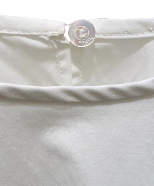 LE PHIL（ル フィル）LE PHIL (ル フィル) バックタックブラウス ホワイト サイズ:FREEの古着・服飾アイテム