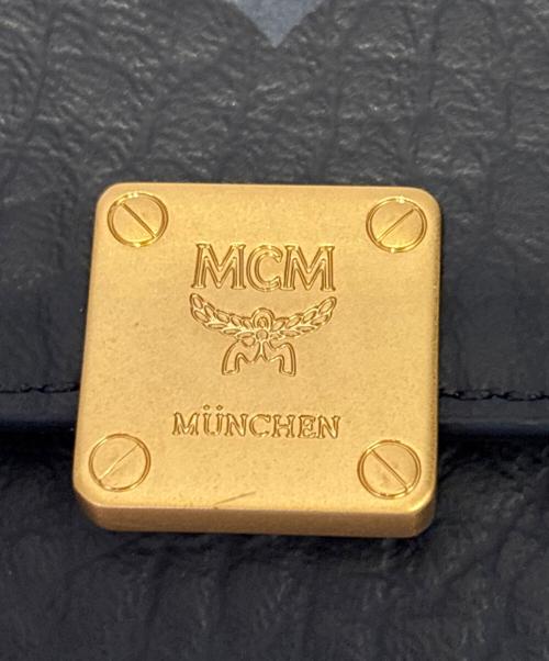 MCM（エムシーエム）MCM (エムシーエム) 3つ折り財布 ブラック サイズ:AREN WALLET SMALLの古着・服飾アイテム