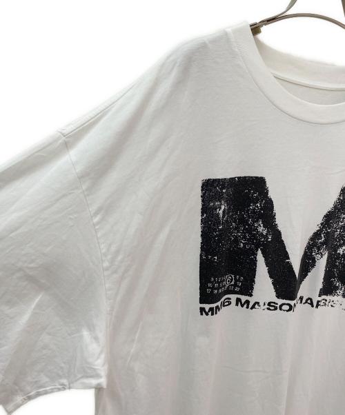 MM6 Maison Margiela（エムエムシックスメゾンマルジェラ）MM6 Maison Margiela (エムエムシックスメゾンマルジェラ) ロゴプリントTシャツ ホワイト サイズ:Sの古着・服飾アイテム