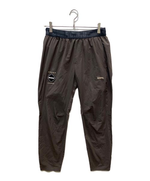 F.C.R.B.（エフシーレアルブリストル）F.C.R.B. (エフシーレアルブリストル) STRETCH LIGHT WEIGHT TAPERED EASY PANTS オリーブ サイズ:Ｍの古着・服飾アイテム