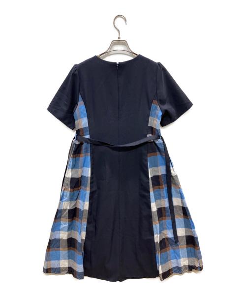 BLUE LABEL CRESTBRIDGE（ブルーレーベルクレストブリッジ）BLUE LABEL CRESTBRIDGE (ブルーレーベルクレストブリッジ) ウェザーストレッチチェックコンビドレス ネイビー サイズ:38の古着・服飾アイテム