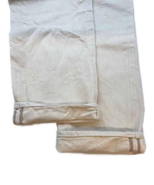 BONCOURA（ボンクラ）BONCOURA (ボンクラ) ホワイトデニムパンツ アイボリー サイズ:SIZE 29の古着・服飾アイテム