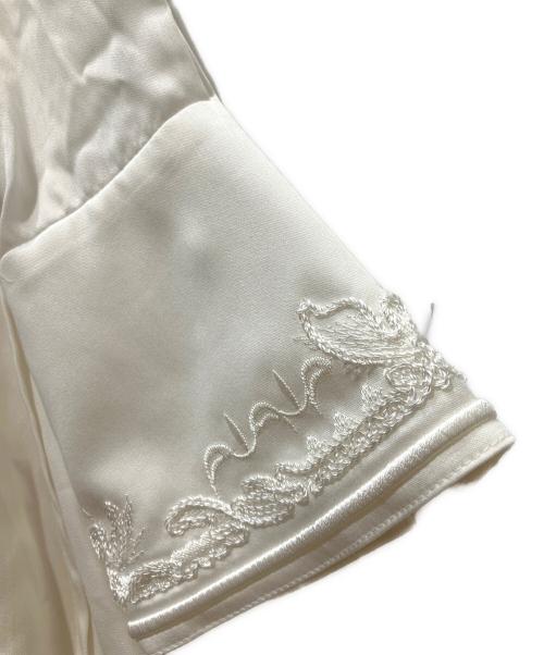 MURRAL（ミューラル）MURRAL (ミューラル) Framed embroidery wrap dress ホワイト サイズ:2の古着・服飾アイテム