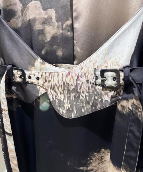 MURRAL（ミューラル）MURRAL (ミューラル) Printed Cape belt dress ブラック サイズ:2の古着・服飾アイテム