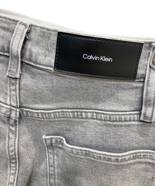 Calvin Klein（カルバンクライン）Calvin Klein (カルバンクライン) デニムパンツ グレー サイズ:ｗ25の古着・服飾アイテム