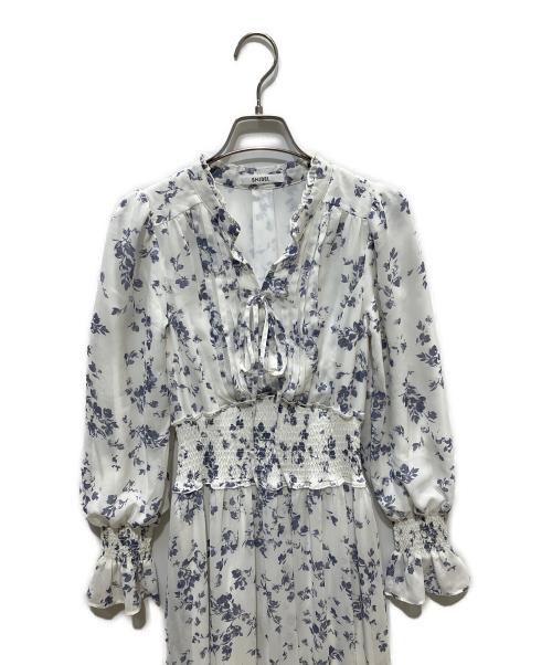 Snidel（スナイデル）Snidel (スナイデル) Sustainaプリーツプリントワンピース ホワイトの古着・服飾アイテム