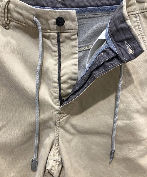 DIESEL（ディーゼル）DIESEL (ディーゼル) ジョグショーツ ベージュ サイズ:30の古着・服飾アイテム