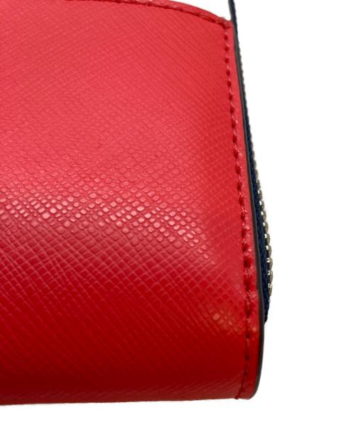 Kate Spade（ケイトスペード）Kate Spade (ケイトスペード) ラウンドジップロングウォレット レッド×ホワイト×ネイビーの古着・服飾アイテム